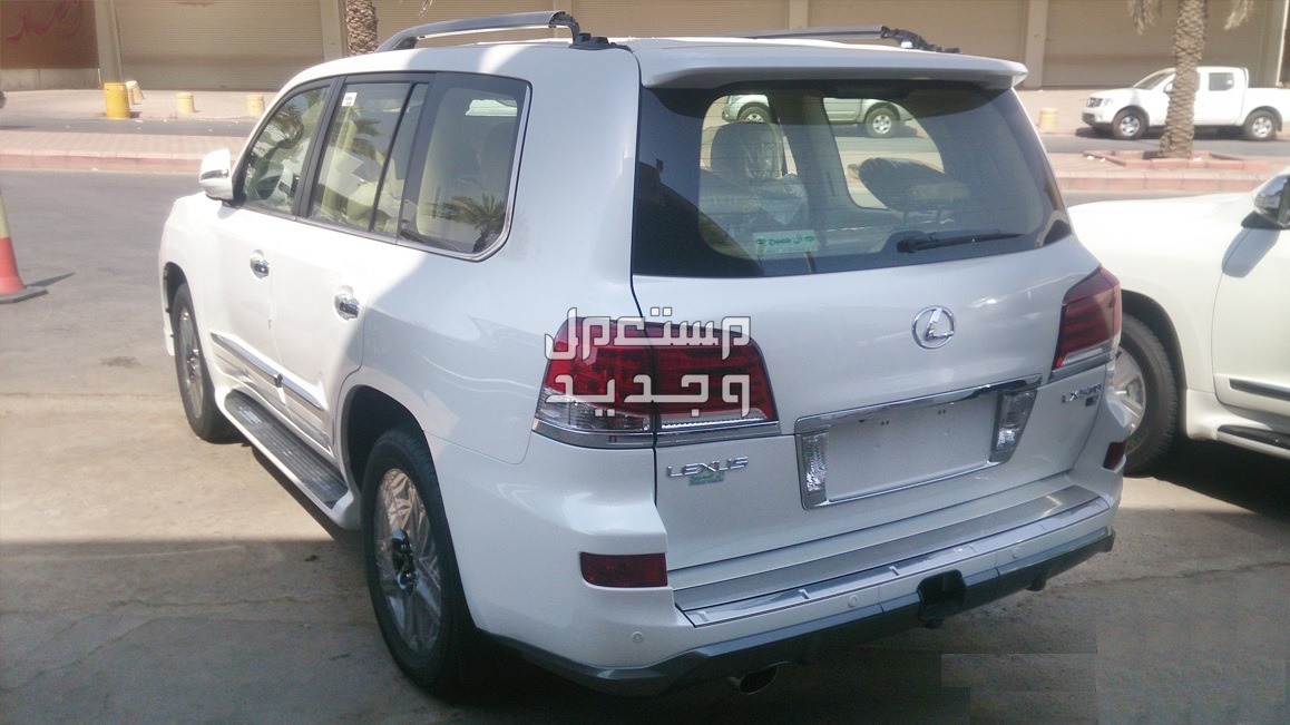 لكزس 2015 LEXUS lx570 مواصفات وصور واسعار صورة ​سيارة جيب لكزس LEXUS LX 2015