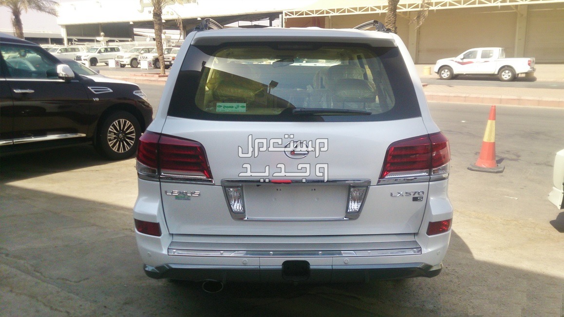 لكزس 2015 LEXUS lx570 مواصفات وصور واسعار صورة ​سيارة جيب لكزس LEXUS LX 2015