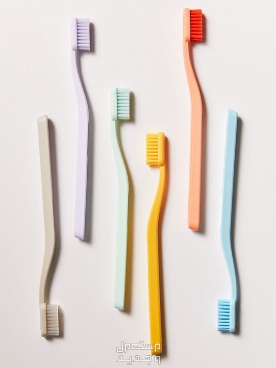 أفضل فرش أسنان و أنواعها وأسعارها في السودان الوان مختلفة من فرش الاسنان