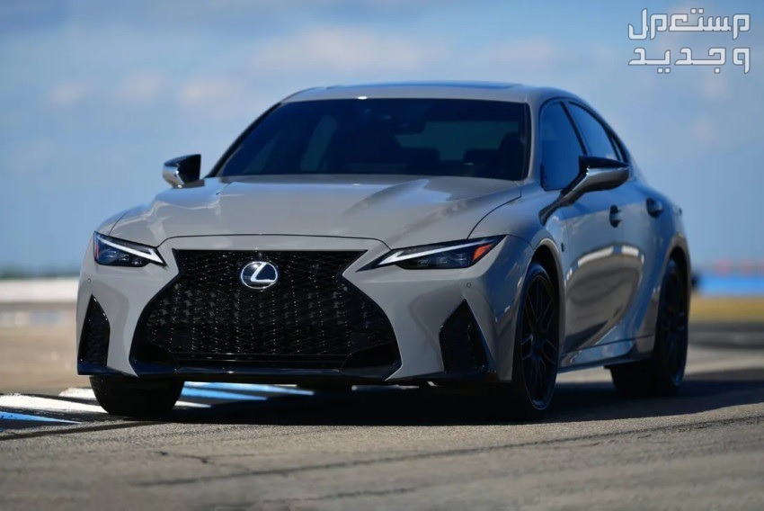 لكزس LEXUS IS 2022 صورة سيارة لكزس LEXUS IS 2022