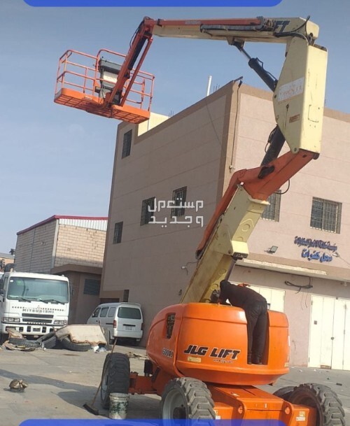 في الرياض  تاجير سيزر لفت كهرباء وديزل