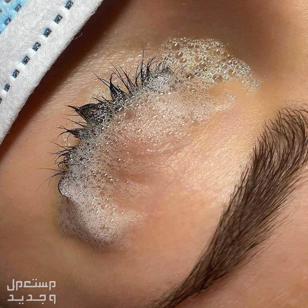 خطوات العناية بالرموش الاصطناعية طريقة غسل الرموش