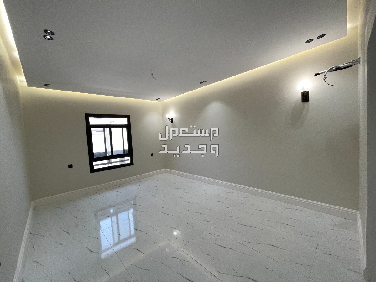 للبيع  شقه 4غرف و3دورات مياه  ومطبخ وصاله   الموقع جده  حي السلامه  في جدة