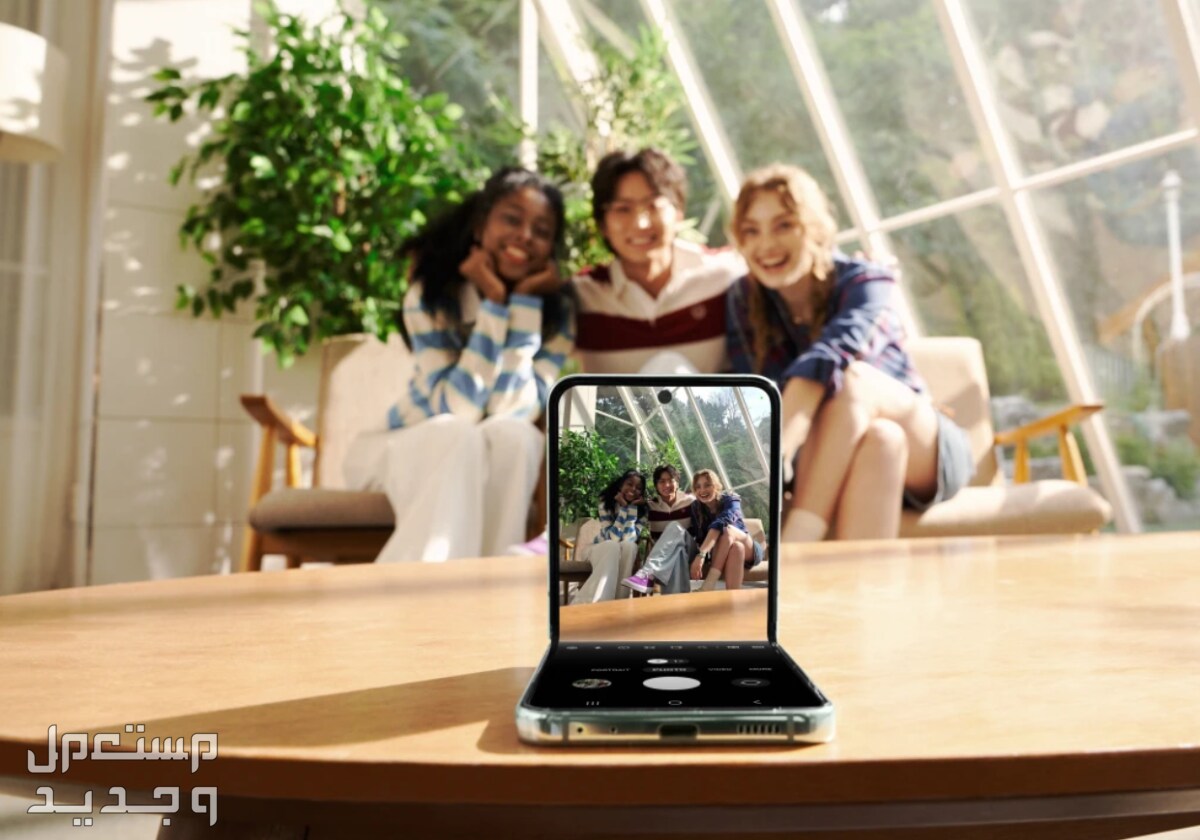 مواصفات وسعر تلفون سامسونج زد فليب Z Flip5 في اليَمَن كاميرا Samsung z flip 5