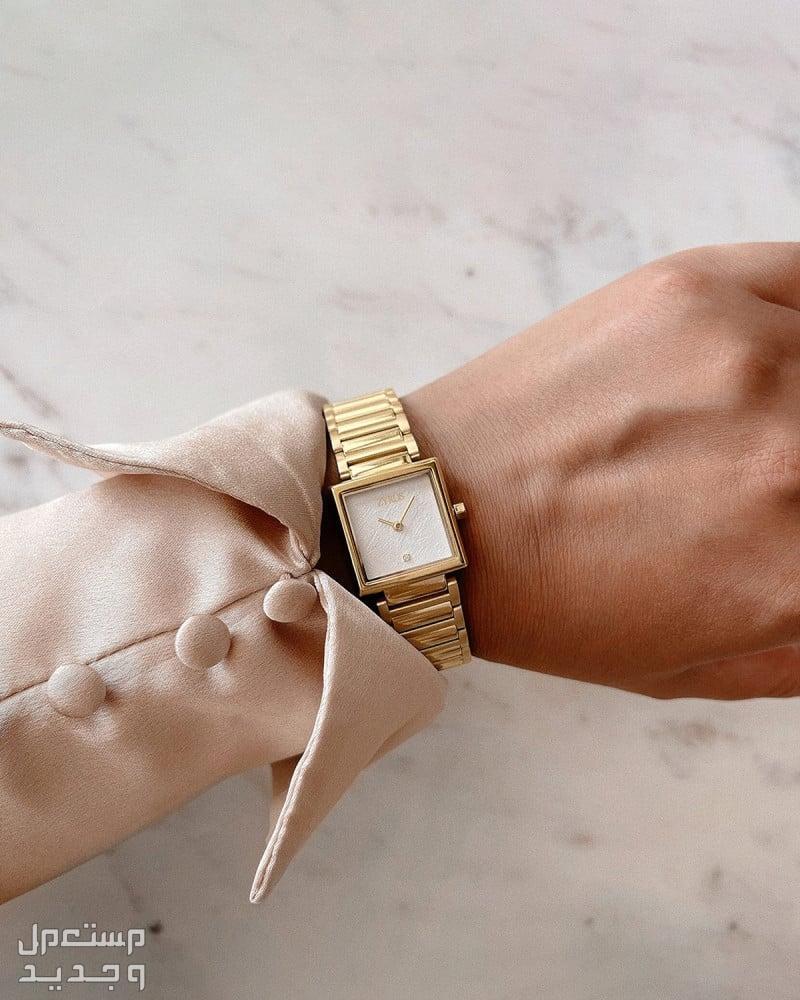 أحدث ساعات زايروس zyros ساعة زايروس نسائية باللون الذهبي