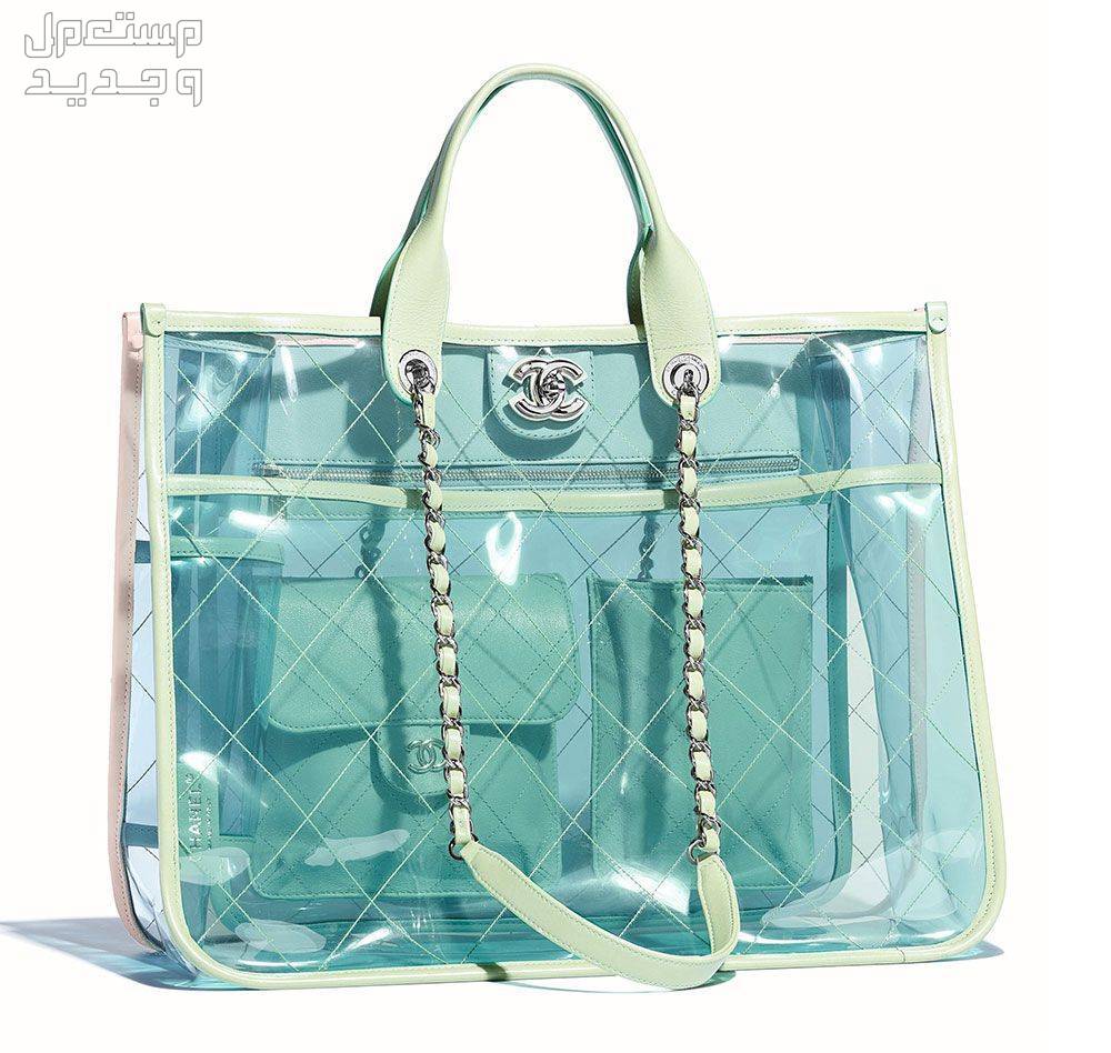أفضل حقيبة شفافة لعام 2023 حقيبة شفافة من Chanel Clear Chain Tote Bag