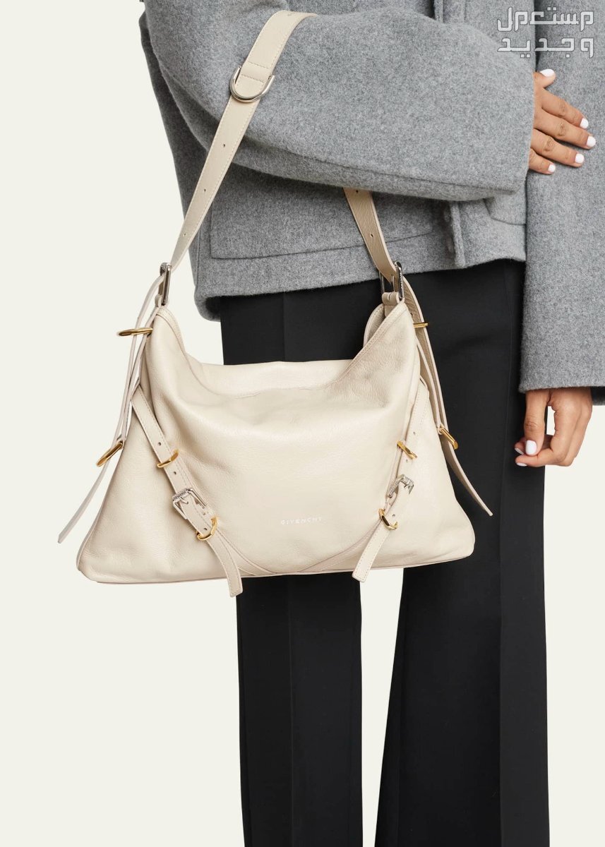 أحدث شنط جيفنشي لعام 2023 شنطة جيفنشي Medium Voyou bag in leather