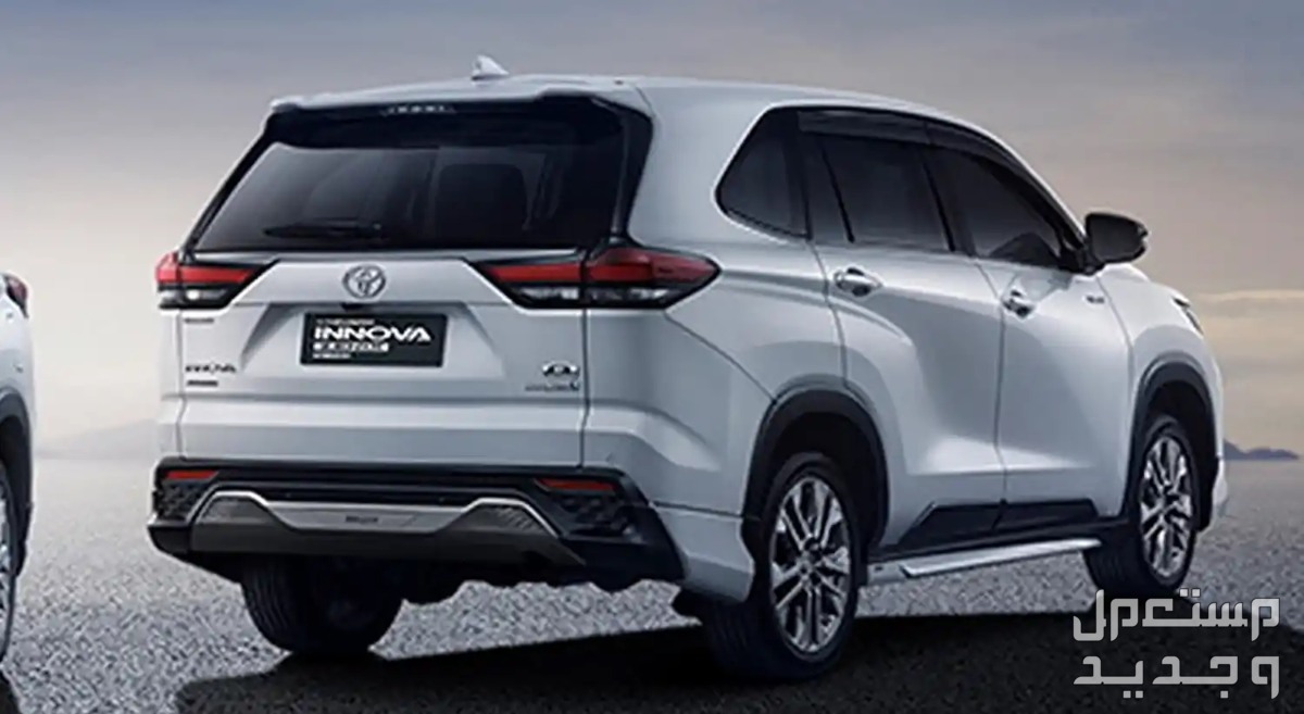 toyota-innova-2023