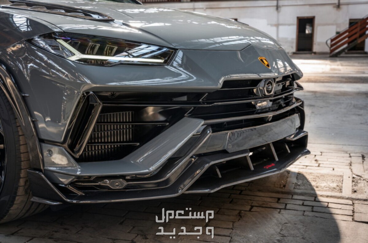 لامبورجيني Urus اوروس 2024 صور اسعار مواصفات وفئات شبكة لامبورجيني Urus اوروس 2024 الأمامية