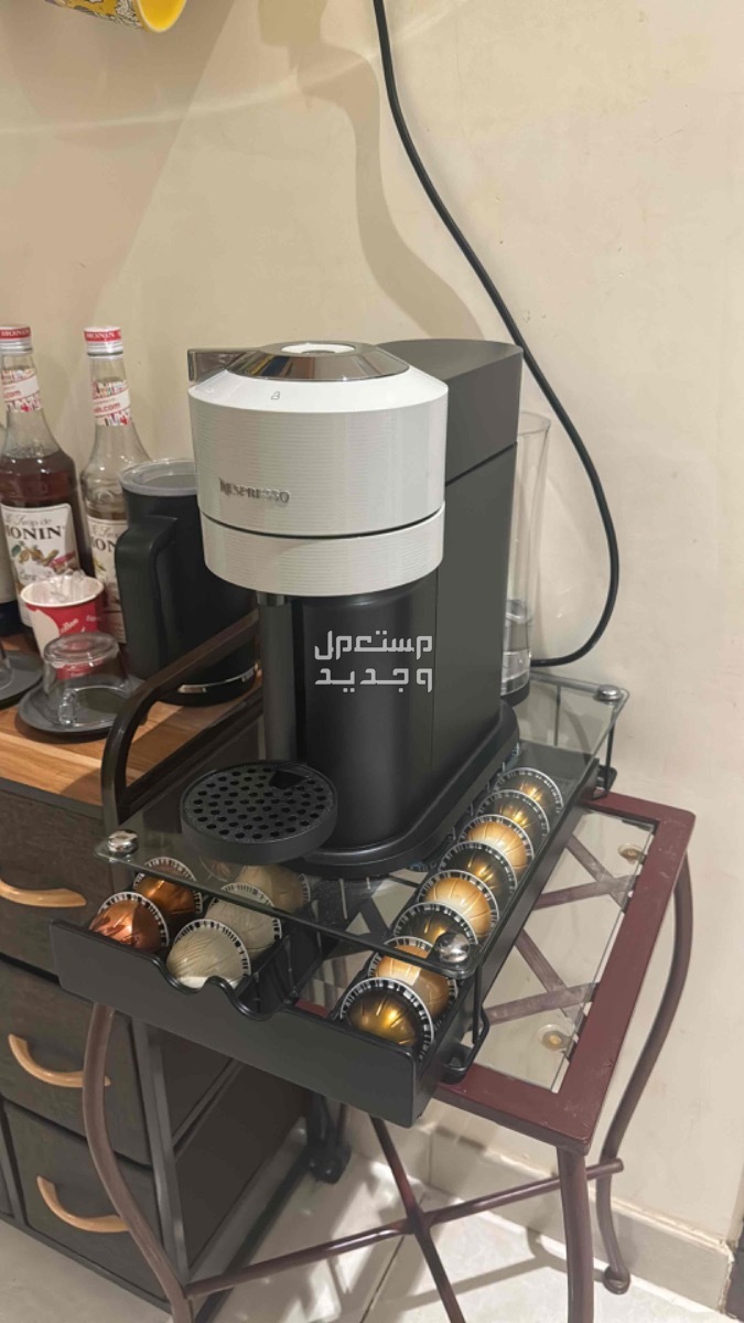 ماكينةصانعة قهوة نسبرسو فيرتو كبسولات في جدة بسعر 500 ريال سعودي