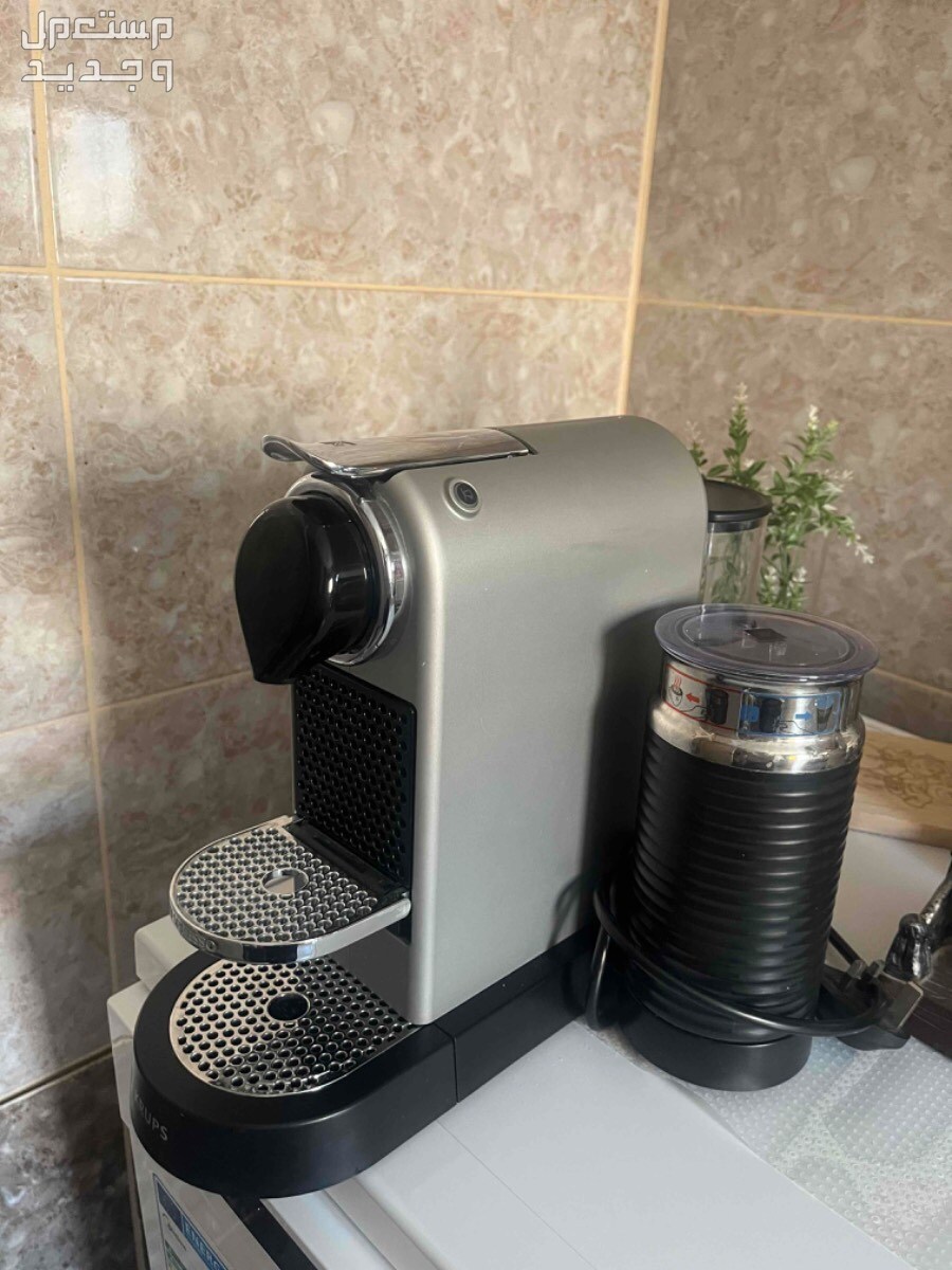 آلة لصنع القهوة من نيسبرسو