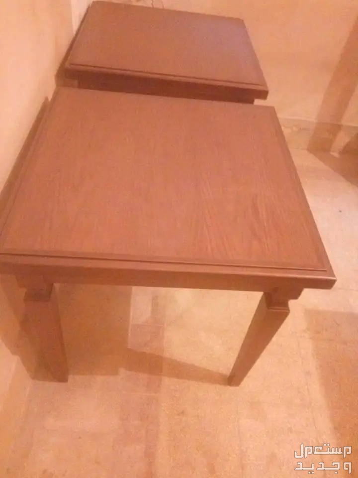 معلم دهان أبواب خشبية بجدة  بسعر 000 ريال سعودي تجديد الطاولات والكراسي في جدة
