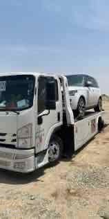 سطحه شمال و شرق الرياض  في الرياض ل نقل جميع انواع السيارات