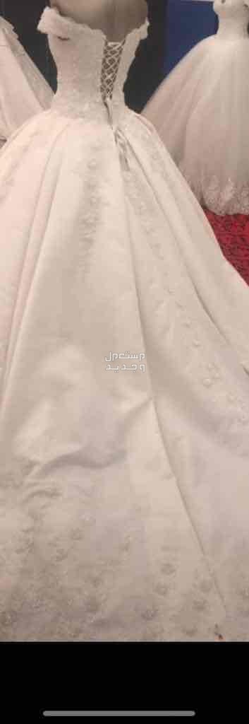 فستان زفاف بتصميم فيكتوري