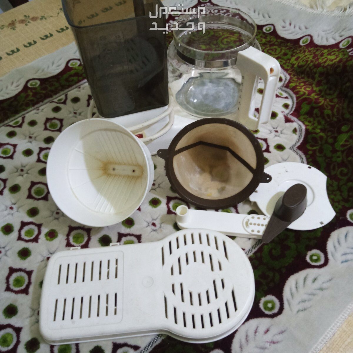 ماكينه صنع قهوه بالطريقة الأمريكية مستعملة مرتين للتجربة في محرم بك بسعر 750 جنيه مصري