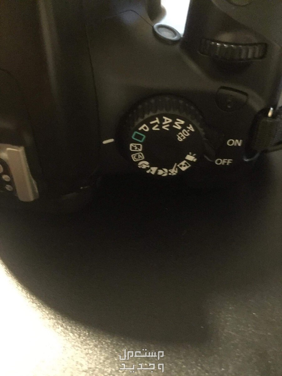 Camera EOS DSLR Canon 1100 D