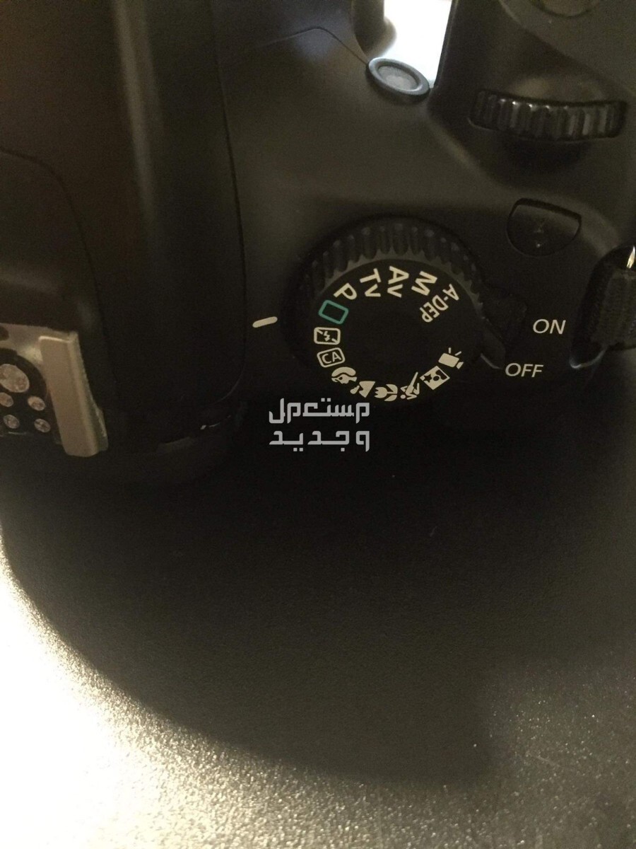 Camera EOS DSLR Canon 1100 D