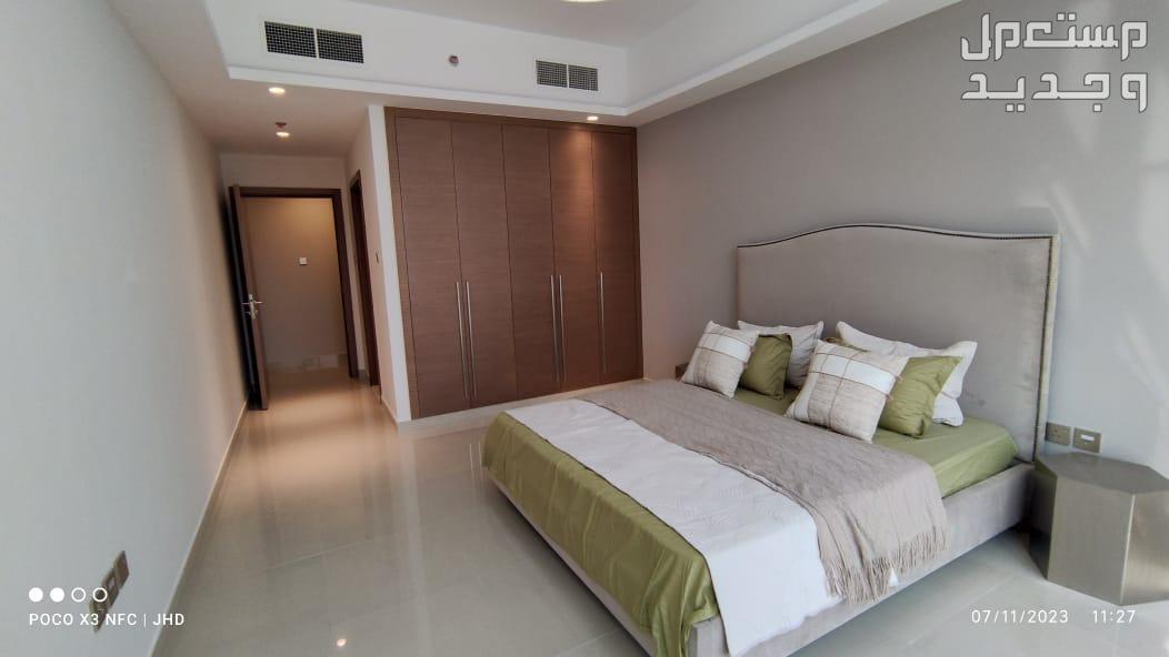 شقة للبيع غرفة وصالة بالاقساط مع غرفة مخزن و مساحة شاسعة  في غلفا تاور  - الراشدية  بسعر 630 ألف درهم إماراتي