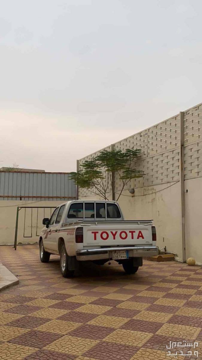 تويوتا هايلكس 2000 في محايل بسعر 24000 ريال سعودي