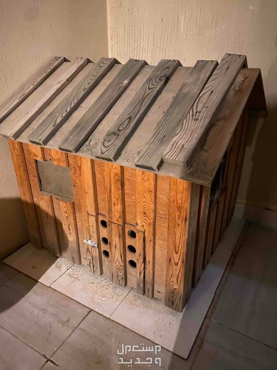 بيت قطط خشبي  في الجبيل بسعر 350 ريال سعودي