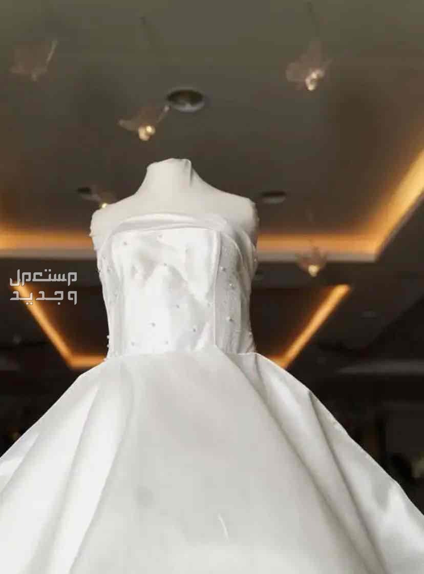 فستان عروسه  بسعر 2500 ريال سعودي