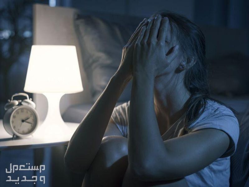 مواضع حجامة الأمراض النفسية 4 مناطق للتخفيف من حدة الاكتئاب فتاة تضع يدها على وجهها