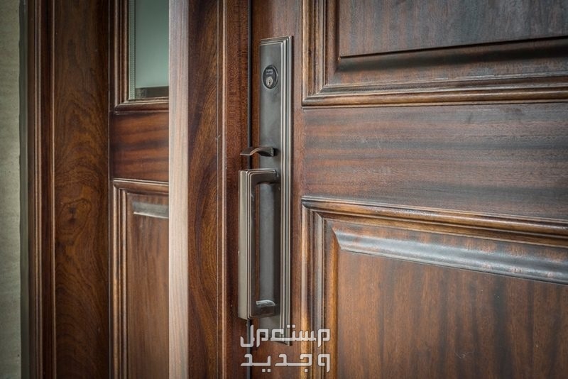 كيفية الحفاظ على الأبواب الخشبية من الرطوبة
