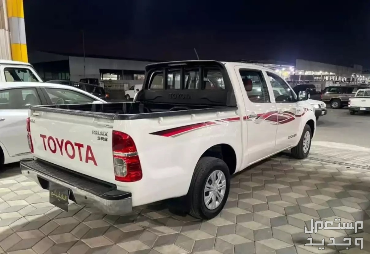 سيارة تويوتا Toyota HILUX 2015 مواصفات وصور واسعار في السعودية سيارة تويوتا Toyota HILUX 2015