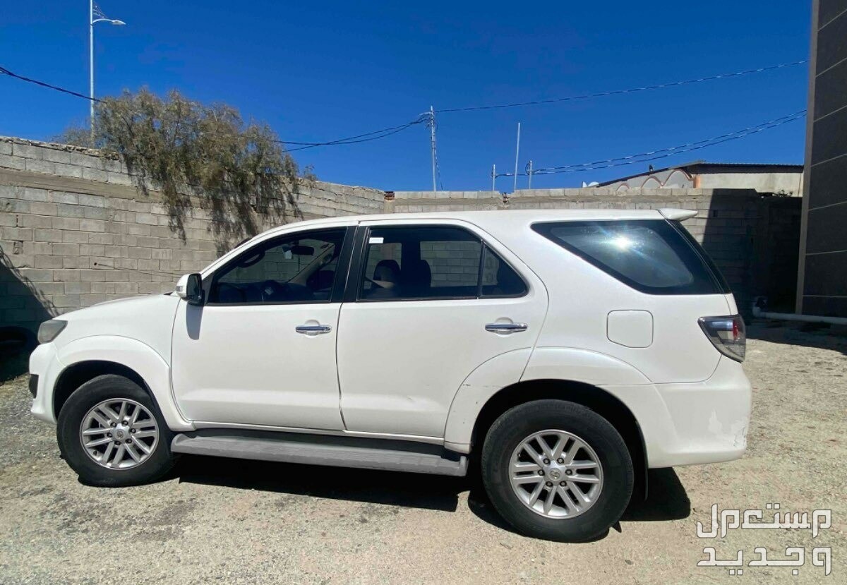 تويوتا 2015 كل ماتريد معرفته عائلية من مواصفات وصور واسعار سيارة تويوتا Toyota FORTUNER 2015