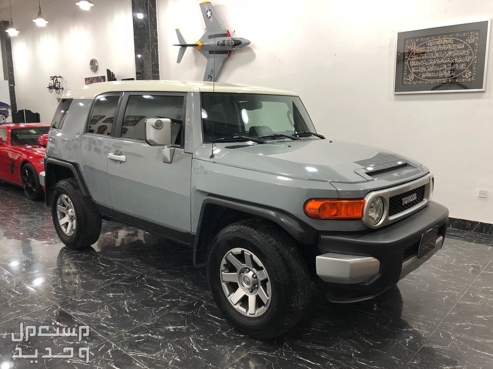 سيارة تويوتا Toyota FJ-CRUISER 2014 مواصفات وصور واسعار سيارة تويوتا Toyota FJ-CRUISER 2014