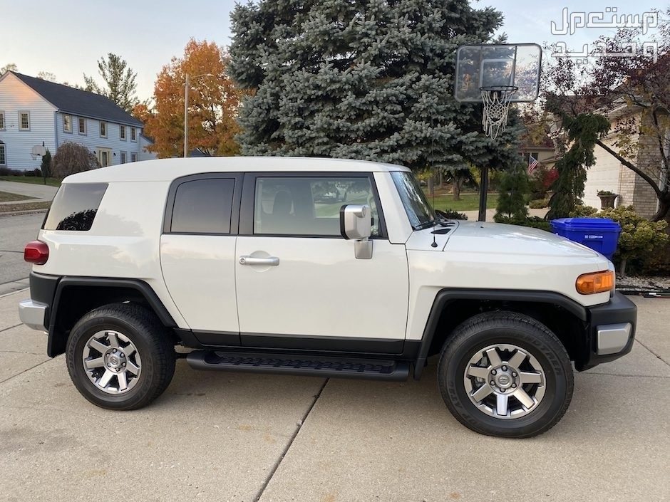 سيارة تويوتا Toyota FJ-CRUISER 2014 مواصفات وصور واسعار سيارة تويوتا Toyota FJ-CRUISER 2014