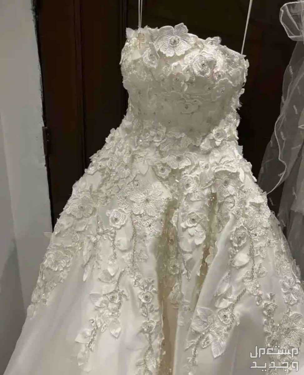 فستان زواج عالي طراز من تصاميم هبه قورشي  في مكة المكرمة بسعر 6 آلاف ريال سعودي
