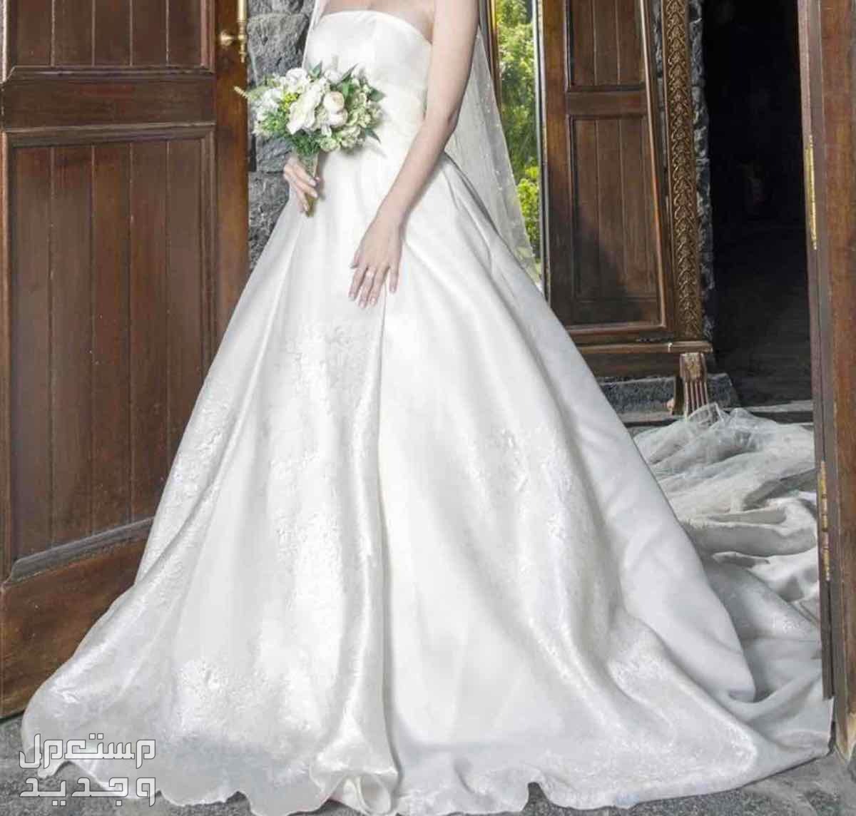فستان زفاف تصميم فرنسي