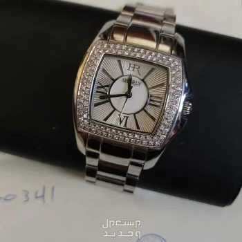 ساعة يد نسائية ماركة شارلي  في الرياض بسعر ألفين ريال سعودي