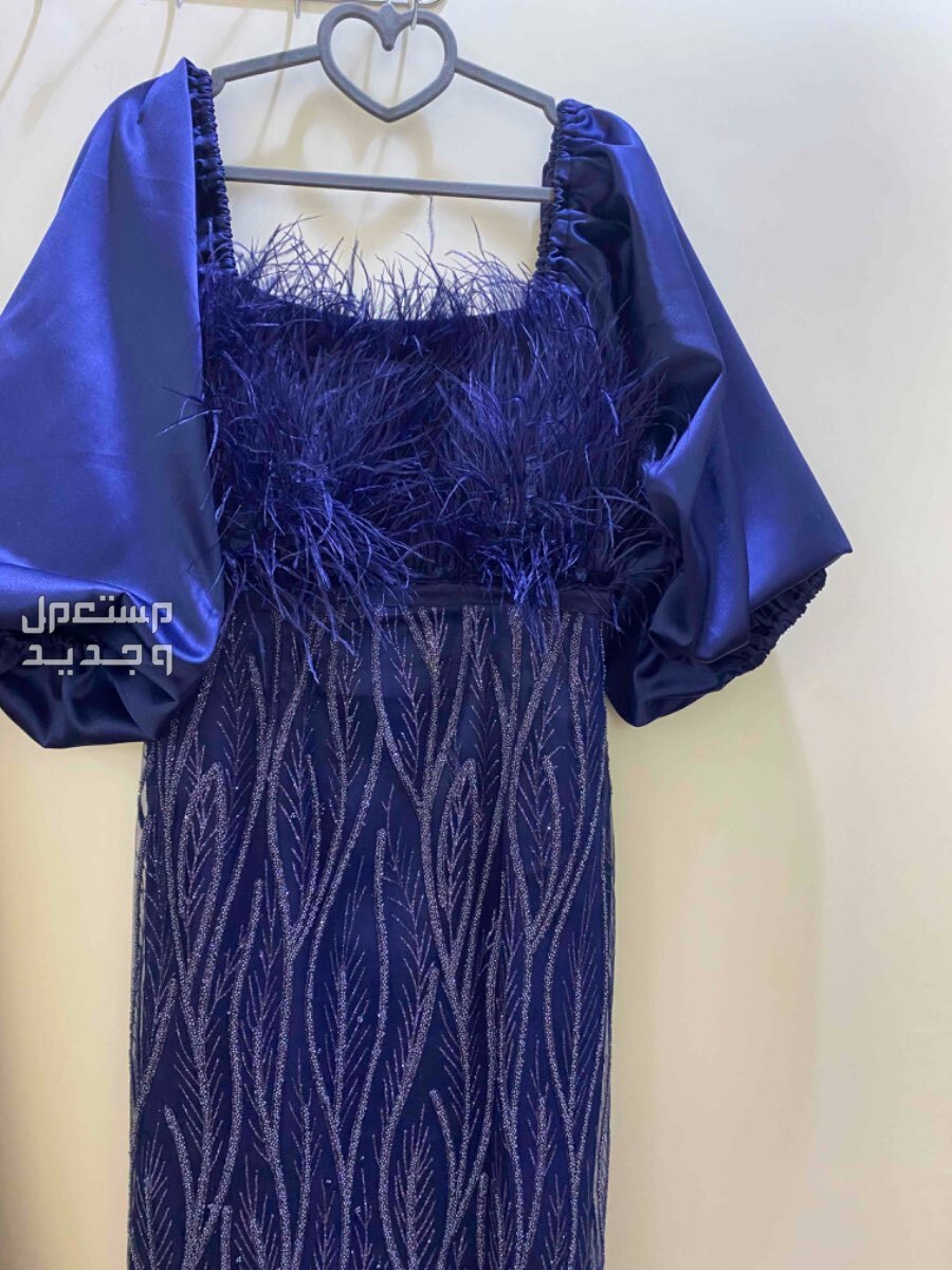 فستان كحلي للبيع  في جدة بسعر 550 ريال سعودي