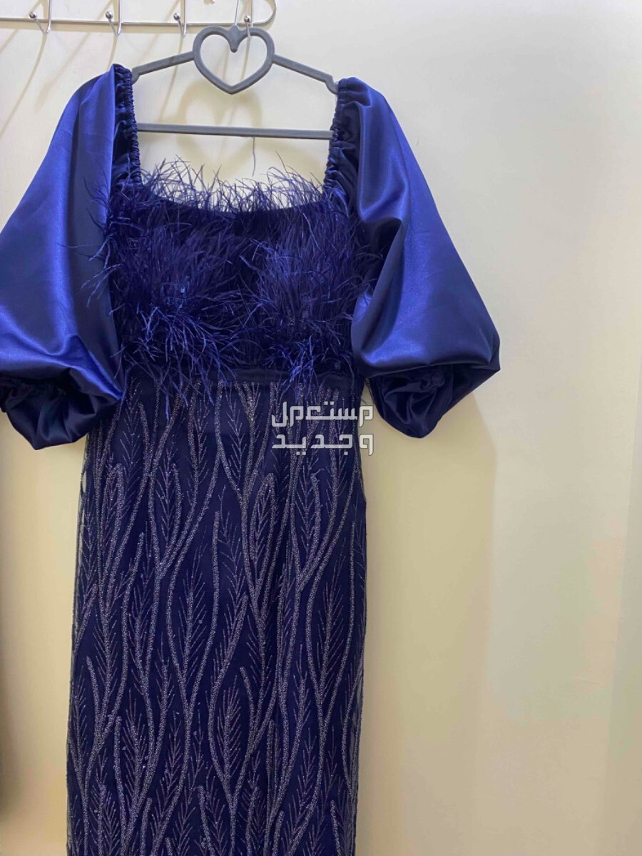 فستان كحلي للبيع  في جدة بسعر 550 ريال سعودي