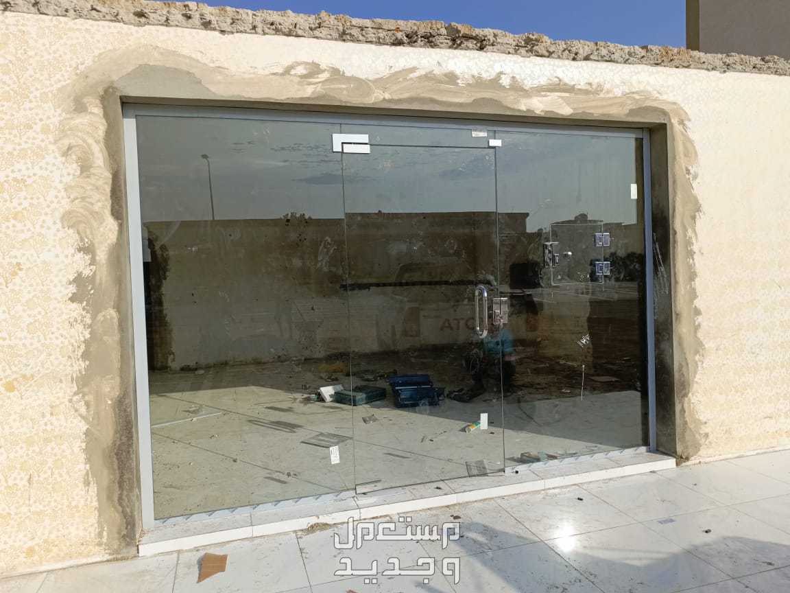 زجاج سيكوريت الرياض واجهات زجاجية بلكونات زجاج محلات زجاج مكاتب وجميع اعمال الزجاج