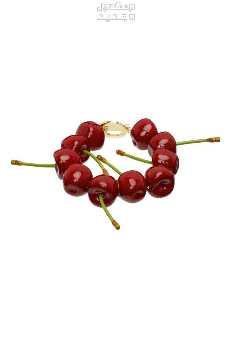 أفضل اسوارة نسائية ماركة لعام 2024 اسوارة نسائية ماركة من Jacquemus le bracelet cerise