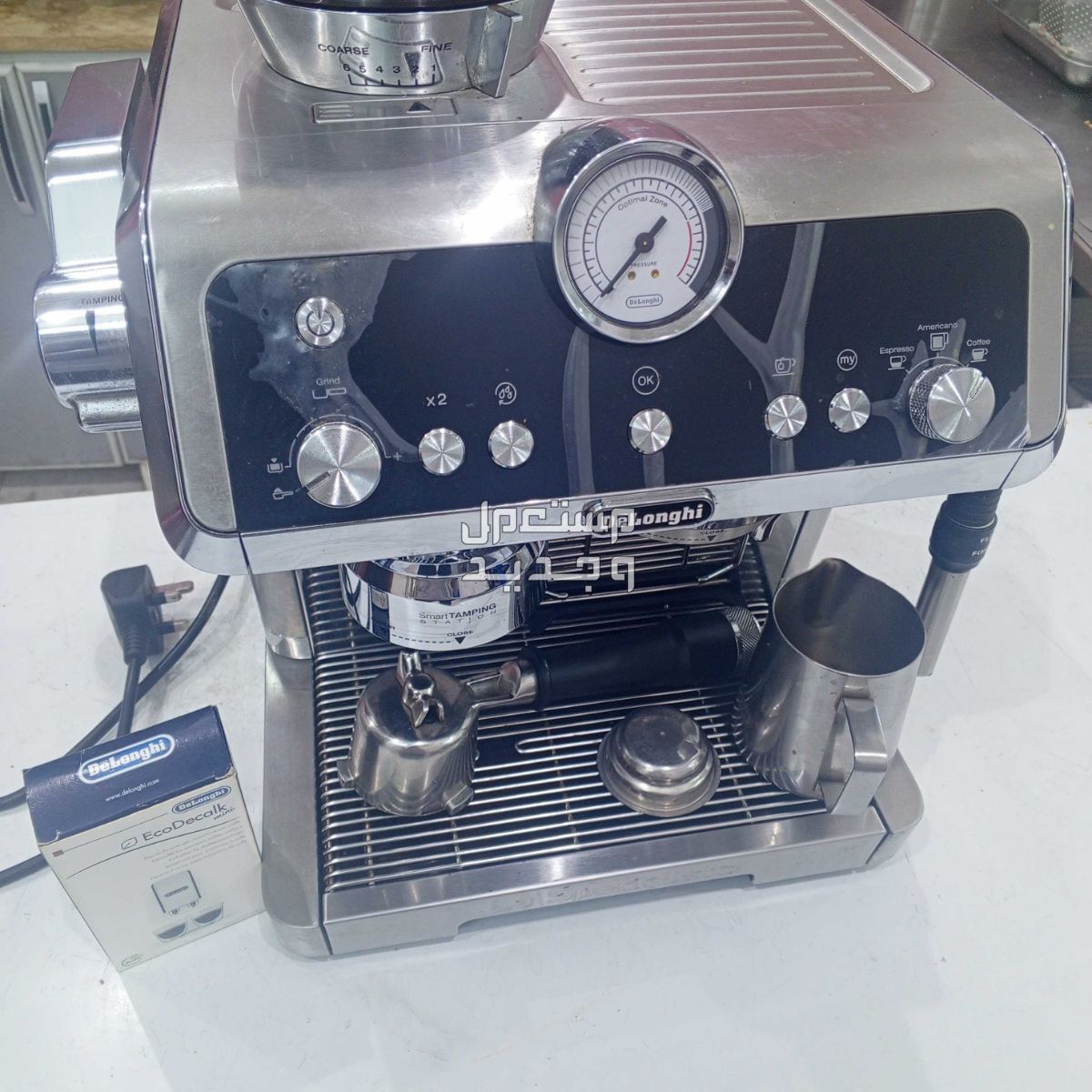 ماكينة قهوة ديلونقي مستخدمه شبه جديدة