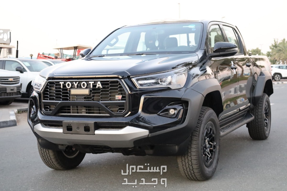 تويوتا هايلكس 2024 الجديدة كلياً هذي الفئات والاسعار من عند وكيلها الرسمي سيارة تويوتا  هايلكس 2024-2025