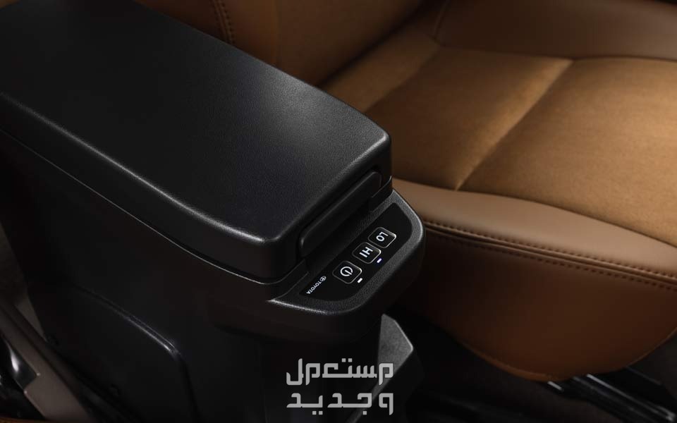 تويوتا شاص ربع 2024 الجديدة كلياً هذي الفئات والاسعار من عند وكيلها الرسمي في عمان تحكم كهربائي سيارة تويوتا  شاص ربع 2024-2025
