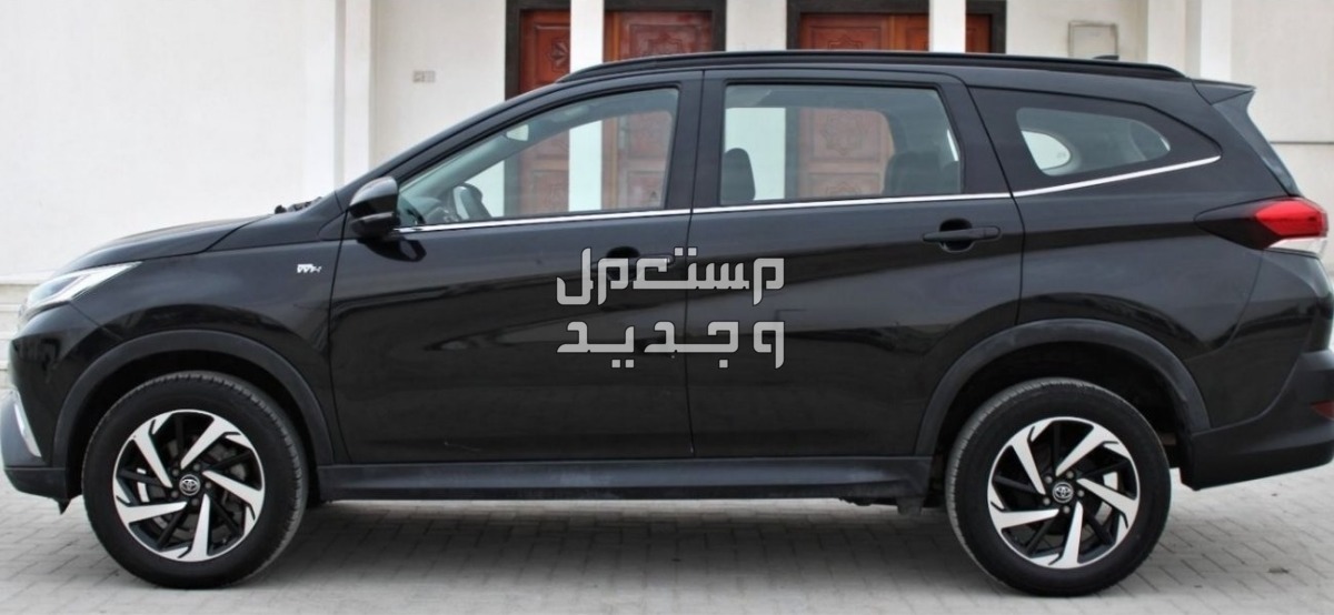 صور تويوتا راش 2024 الداخلية والخارجية والوانها بأعلى جودة بتشوفها سيارة تويوتا  راش 2024-2025