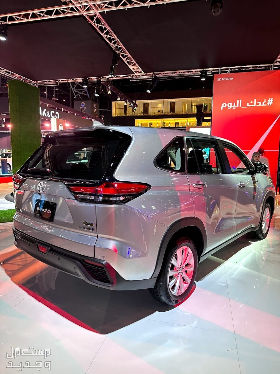 تويوتا انوفا 2024 الجديدة كلياً هذي الفئات والاسعار من عند وكيلها الرسمي في الإمارات العربية المتحدة سيارة تويوتا  انوفا 2024-2025