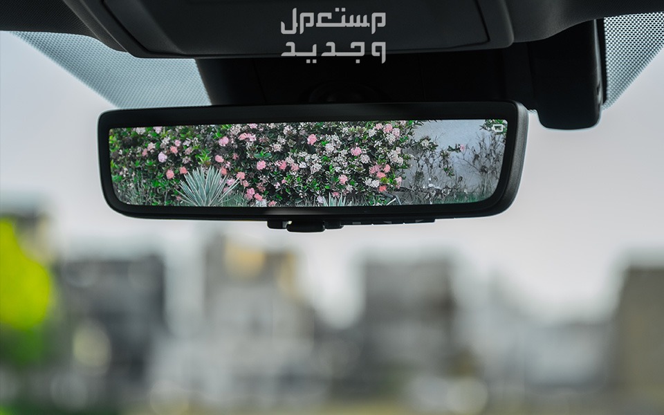 صور تويوتا هايلاندر 2024 الداخلية والخارجية والوانها بأعلى جودة بتشوفها في الأردن مرآة رؤية خلفية رقمية سيارة تويوتا  هايلاندر 2024-2025