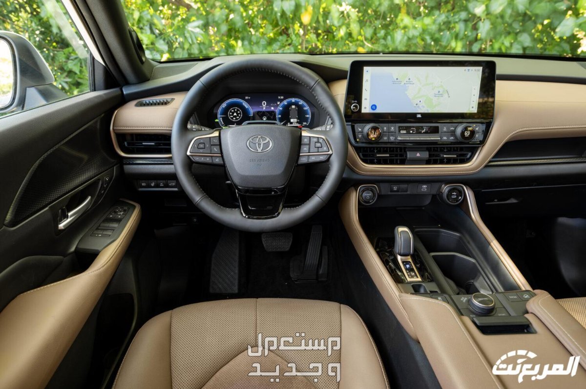 صور تويوتا جراند هايلاندر 2024 الداخلية والخارجية والوانها بأعلى جودة بتشوفها داخلية تويوتا جراند هايلاندر 2024