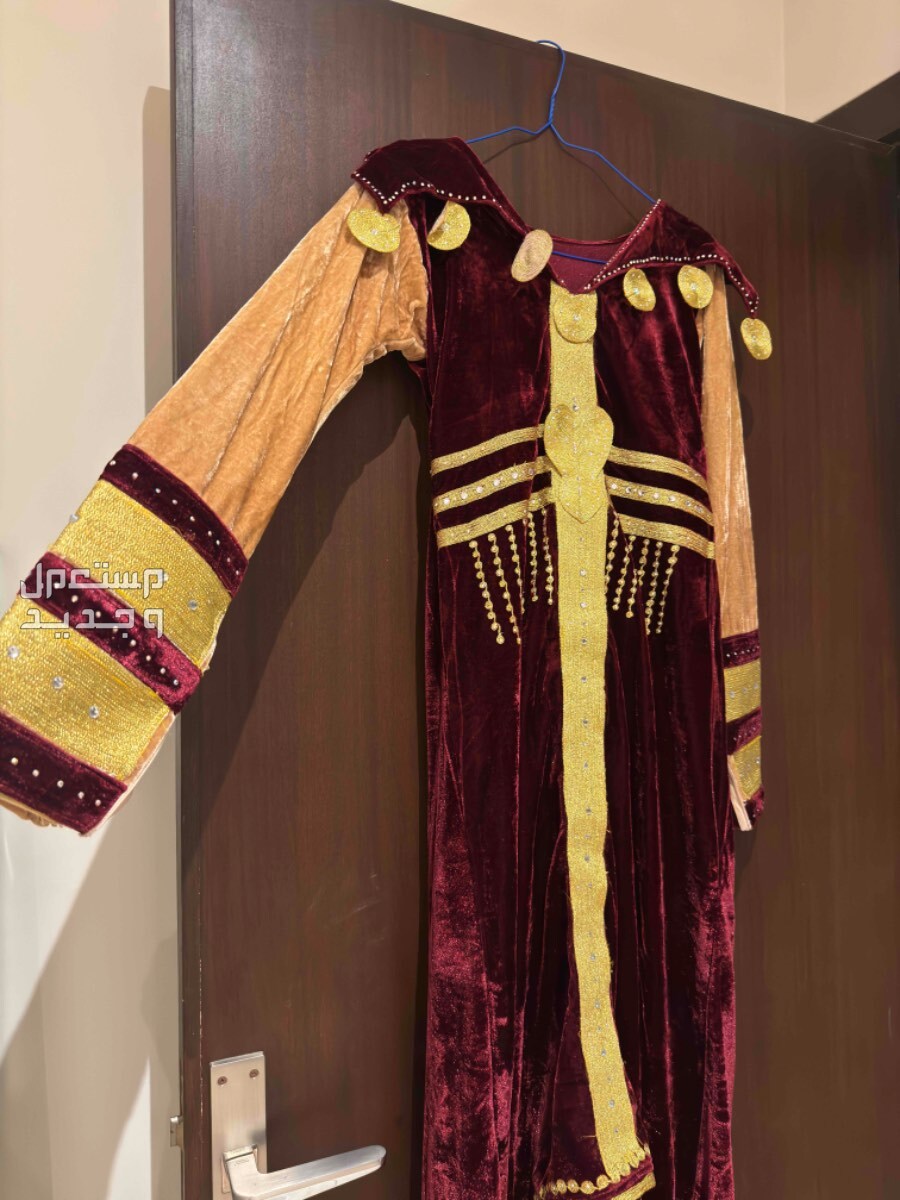 فستان مخمل