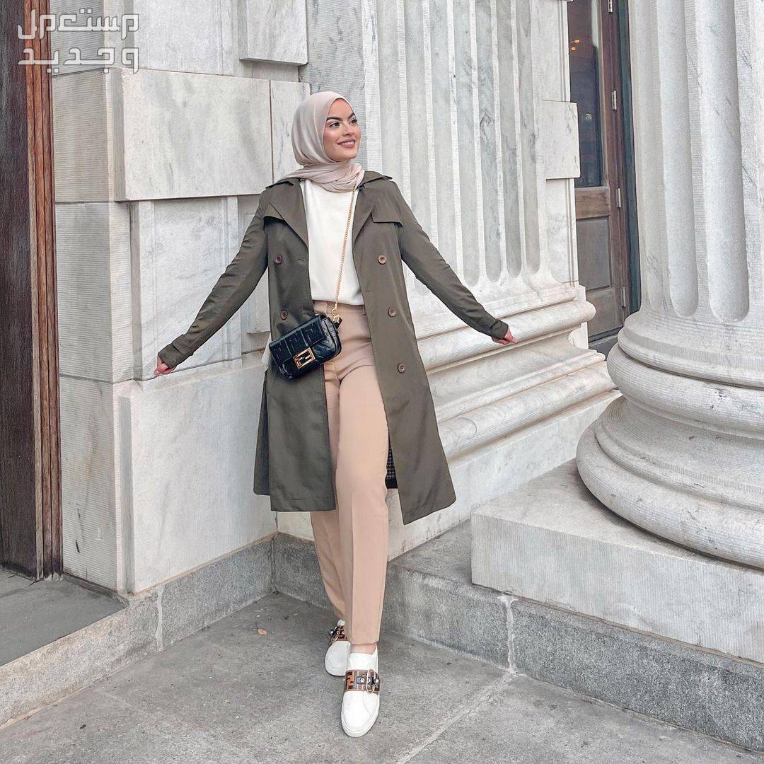 تعرفي على طرق تنسيق اطلالات شتوية للمحجبات تنسيق المعطف الطويل لإطلالة كاجوال