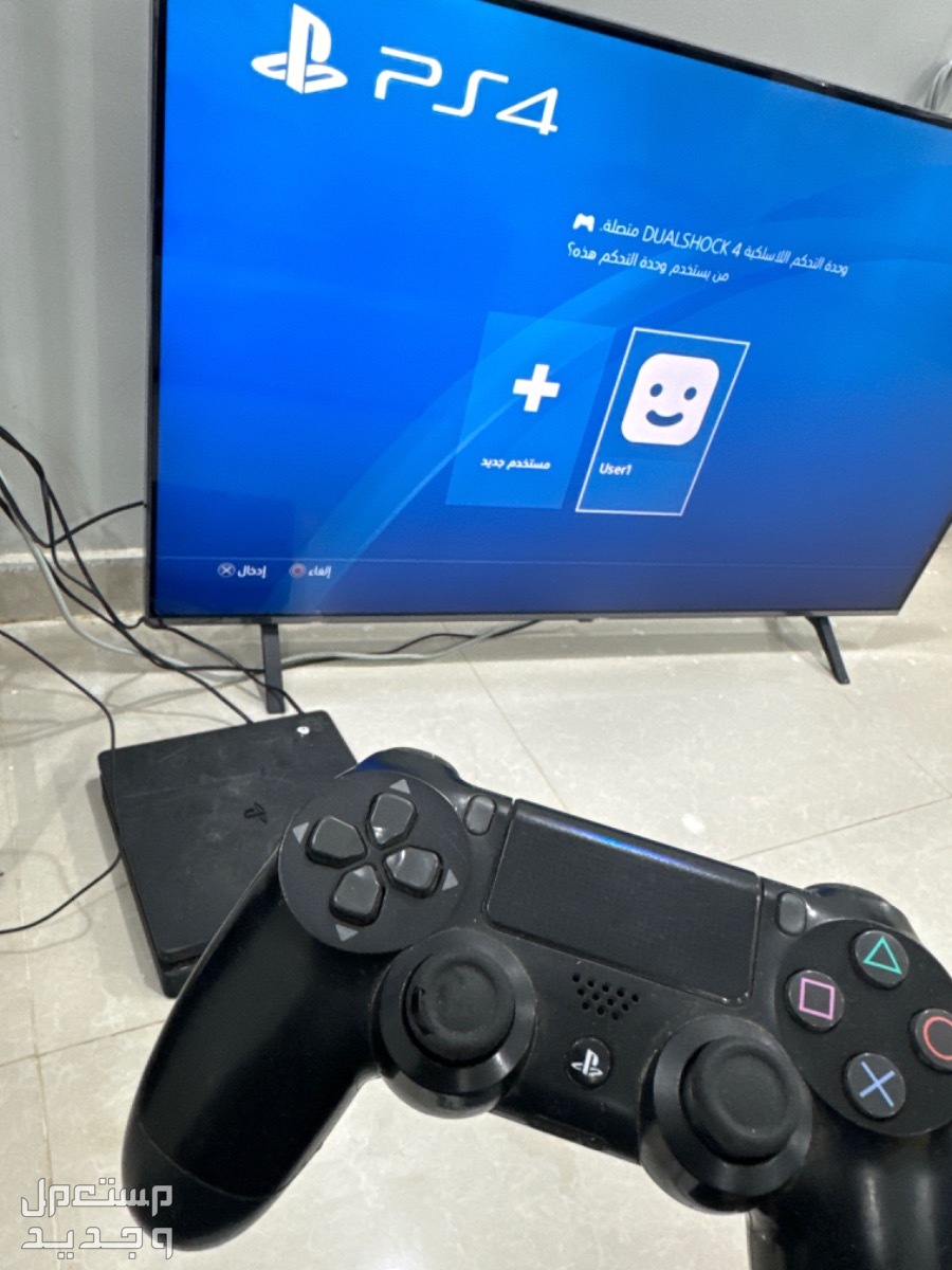 جهاز Playstation 4 سليم مستخدم بسعة 1T مع وحدة تحكم  في صامطة بسعر 850 ريال سعودي