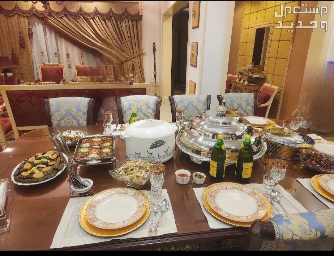طقم كنب سفرة طعام فاخر في الرياض