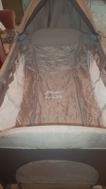 سرير اطفال للبيع ينفع للسفر وللتنقل استخدمت لمده سنه مكه المكرمة حي الشهداء   الزهراء